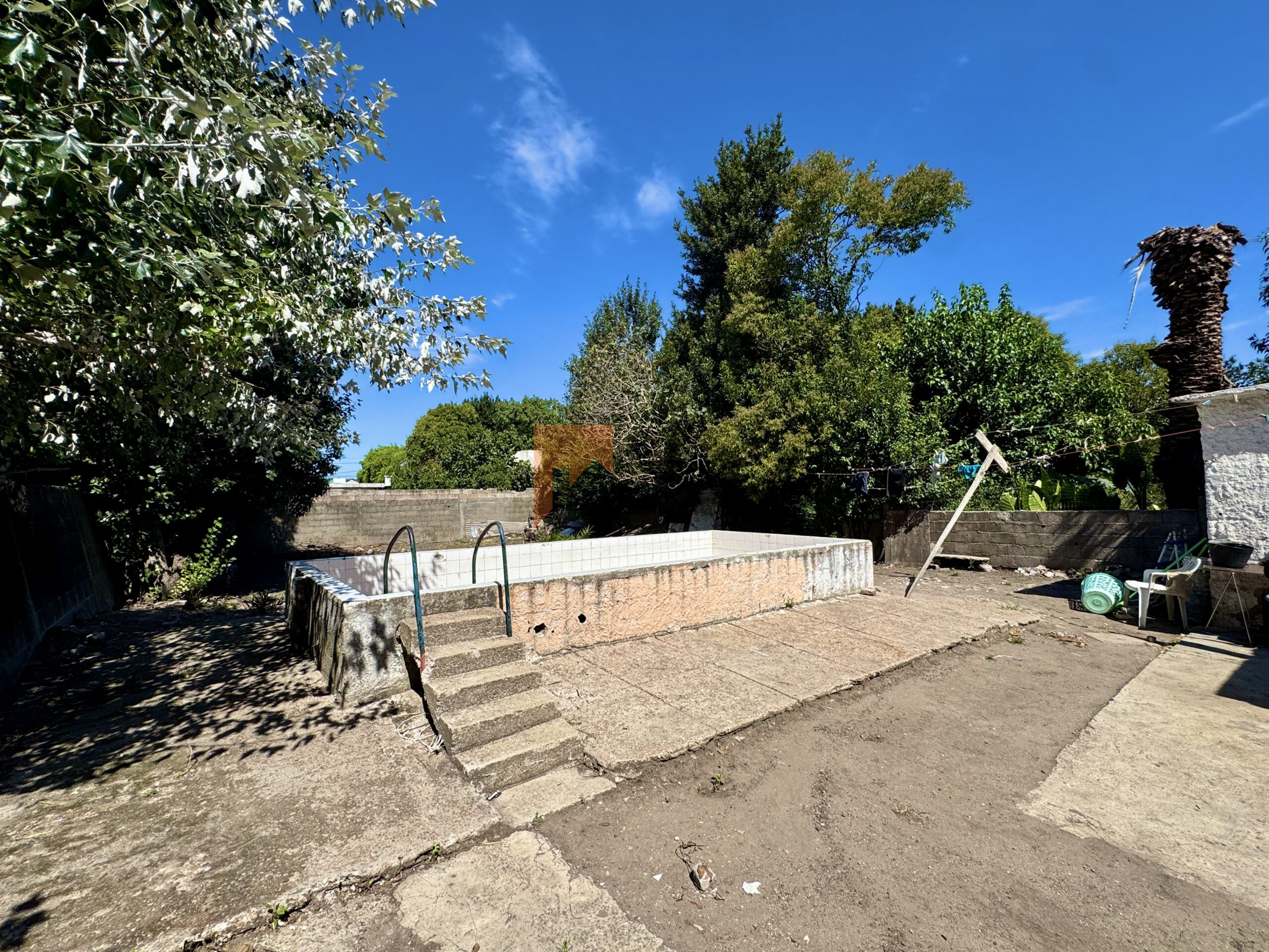 Padrón con 2 casas, Flor de Maroñas