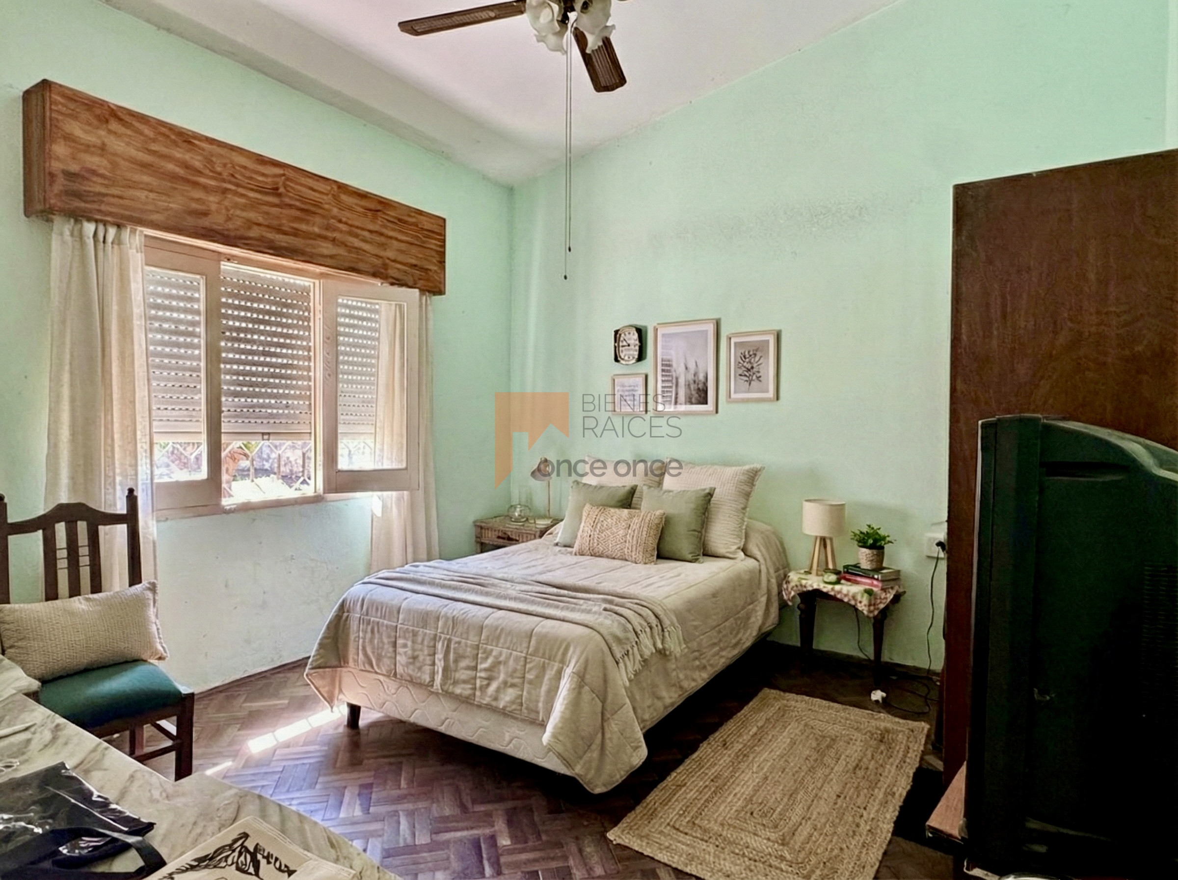 Padrón con 2 casas, Flor de Maroñas