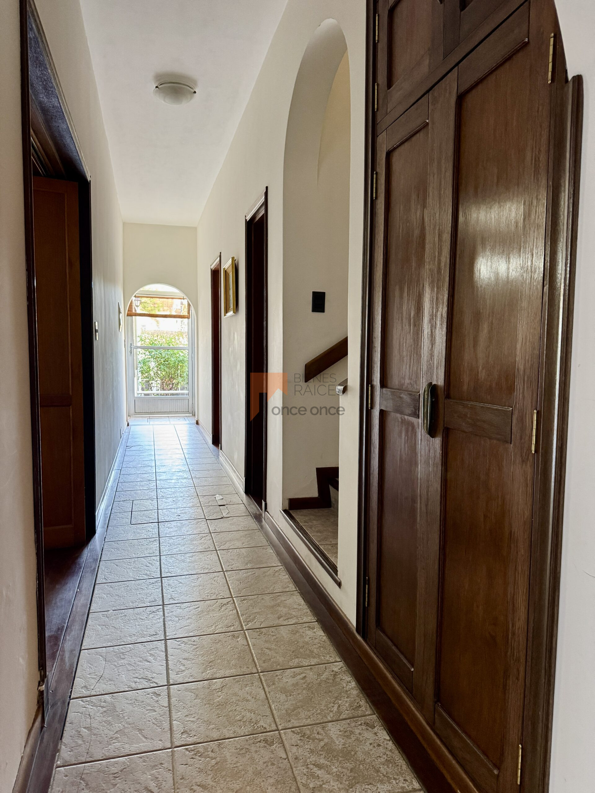 Casa En Pocitos, 5 Dormitorios