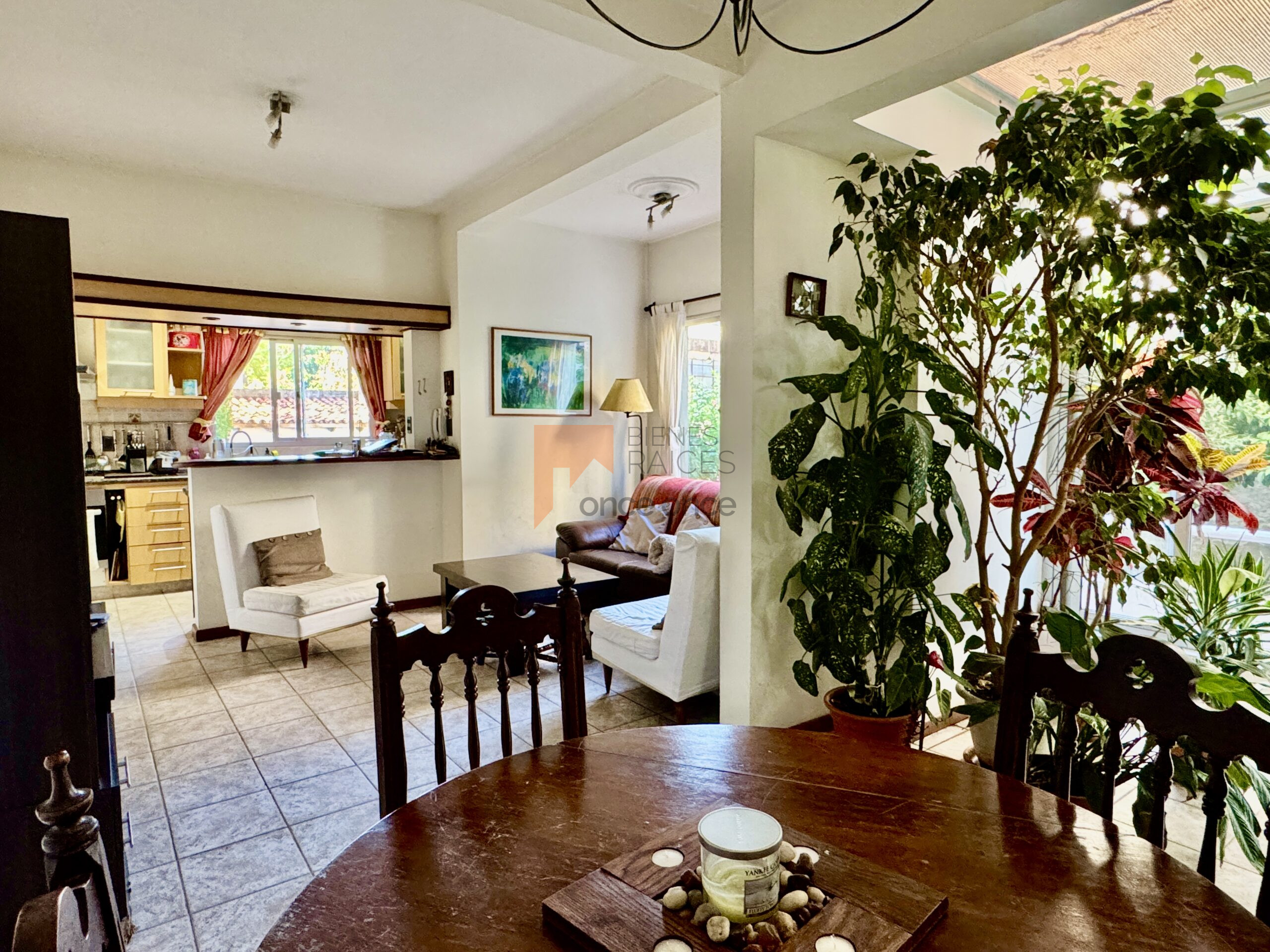 Casa En Pocitos, 5 Dormitorios