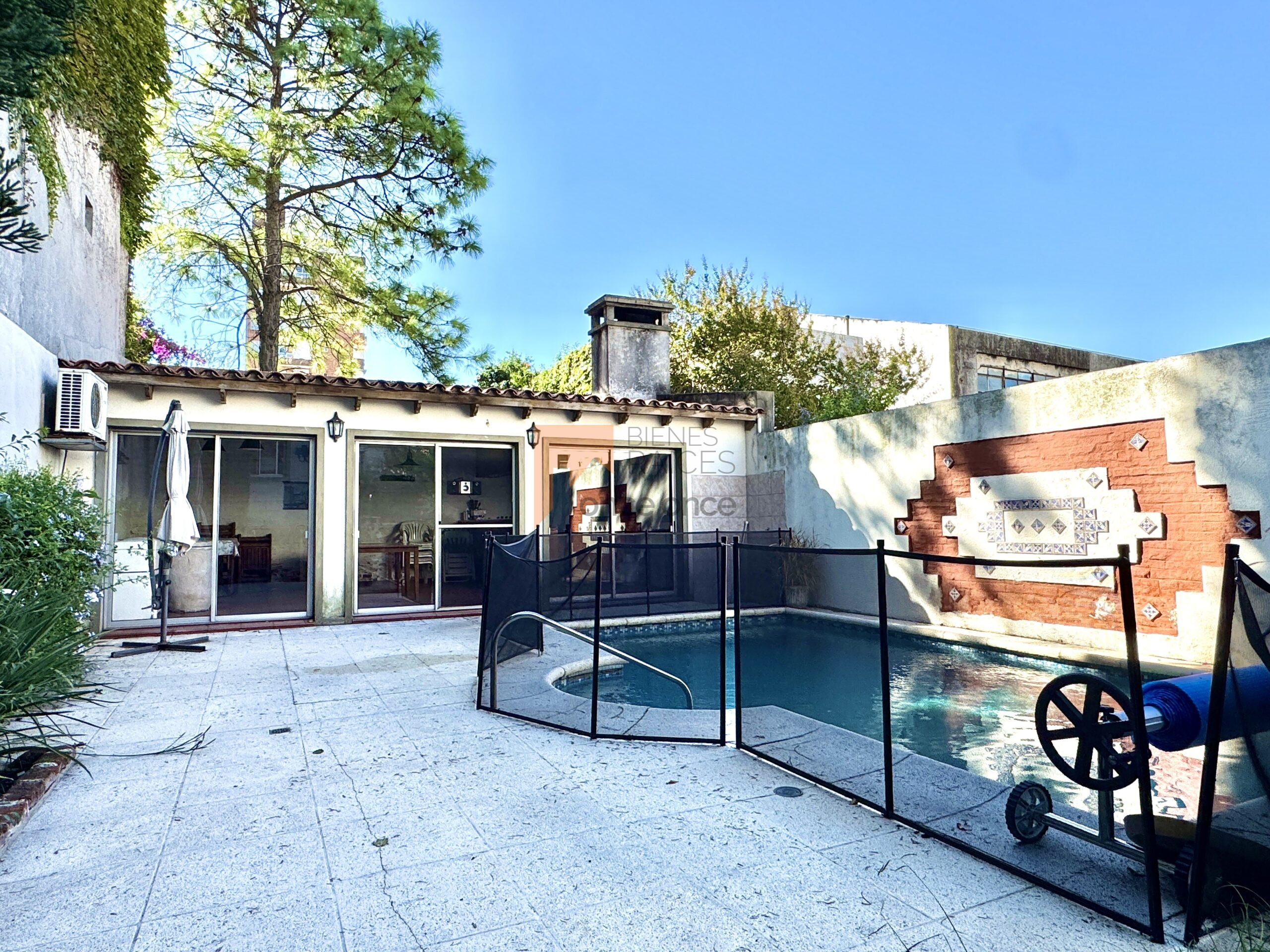 Casa En Pocitos, 5 Dormitorios