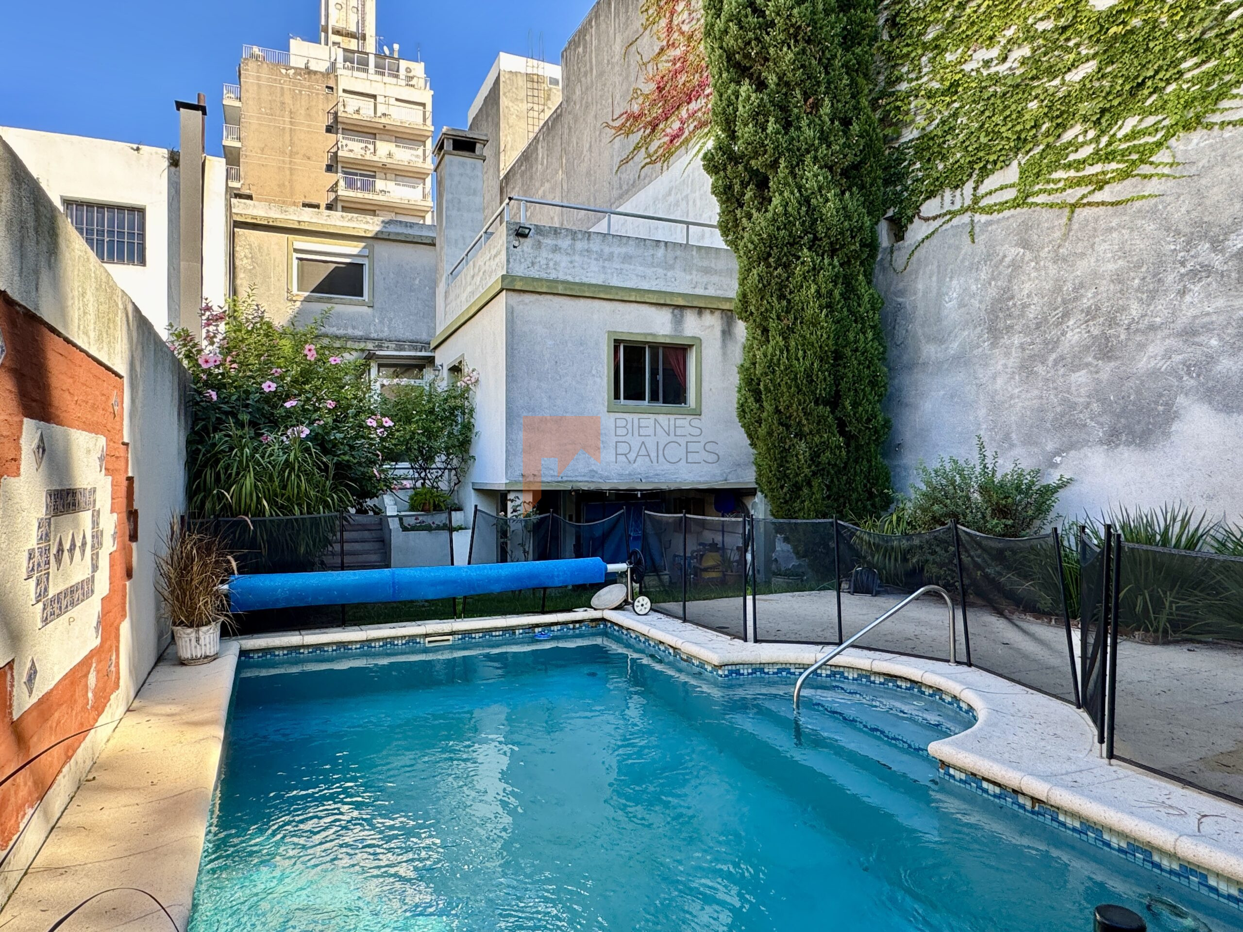 Casa En Pocitos, 5 Dormitorios