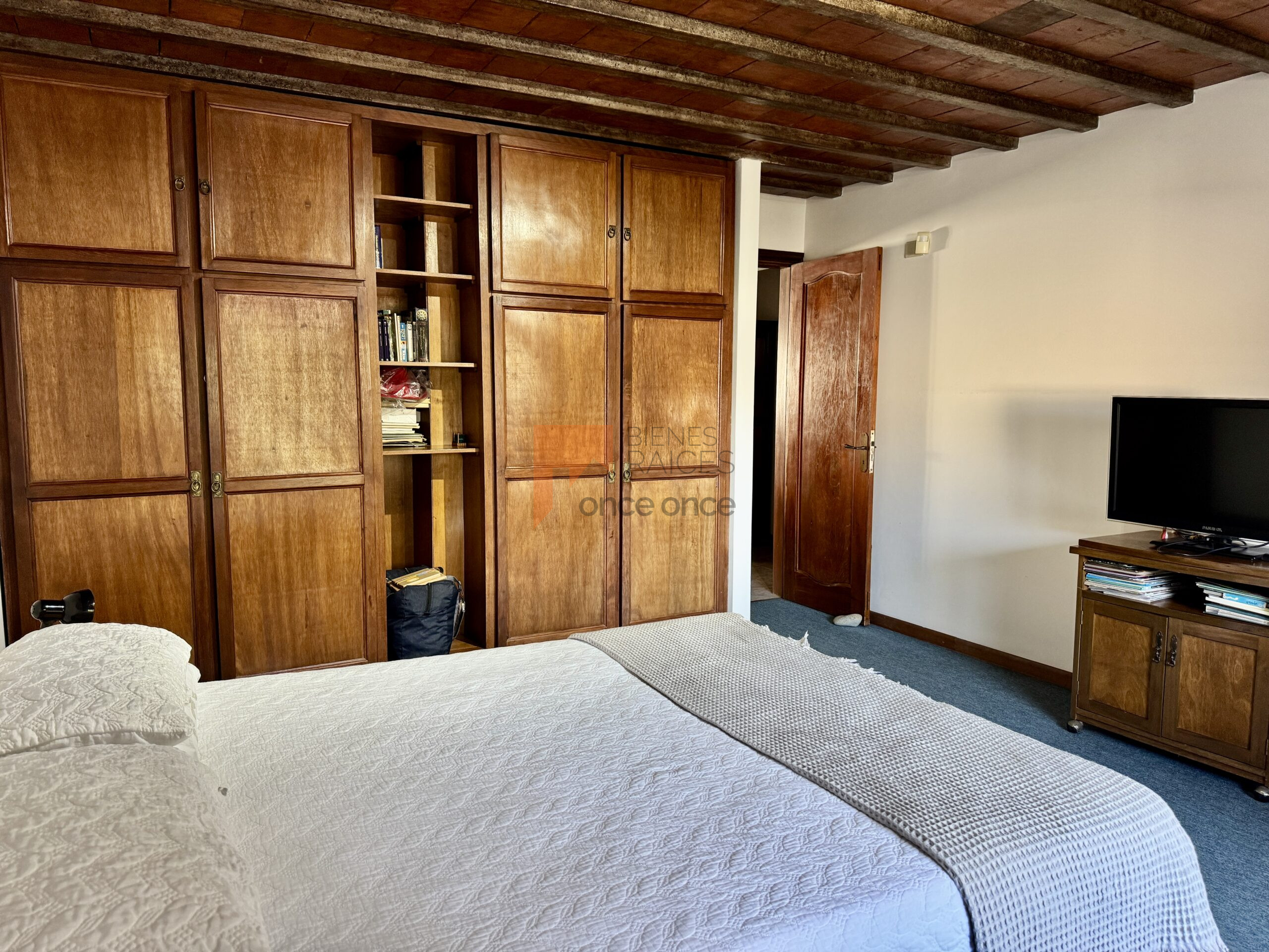 Casa En Pocitos, 5 Dormitorios