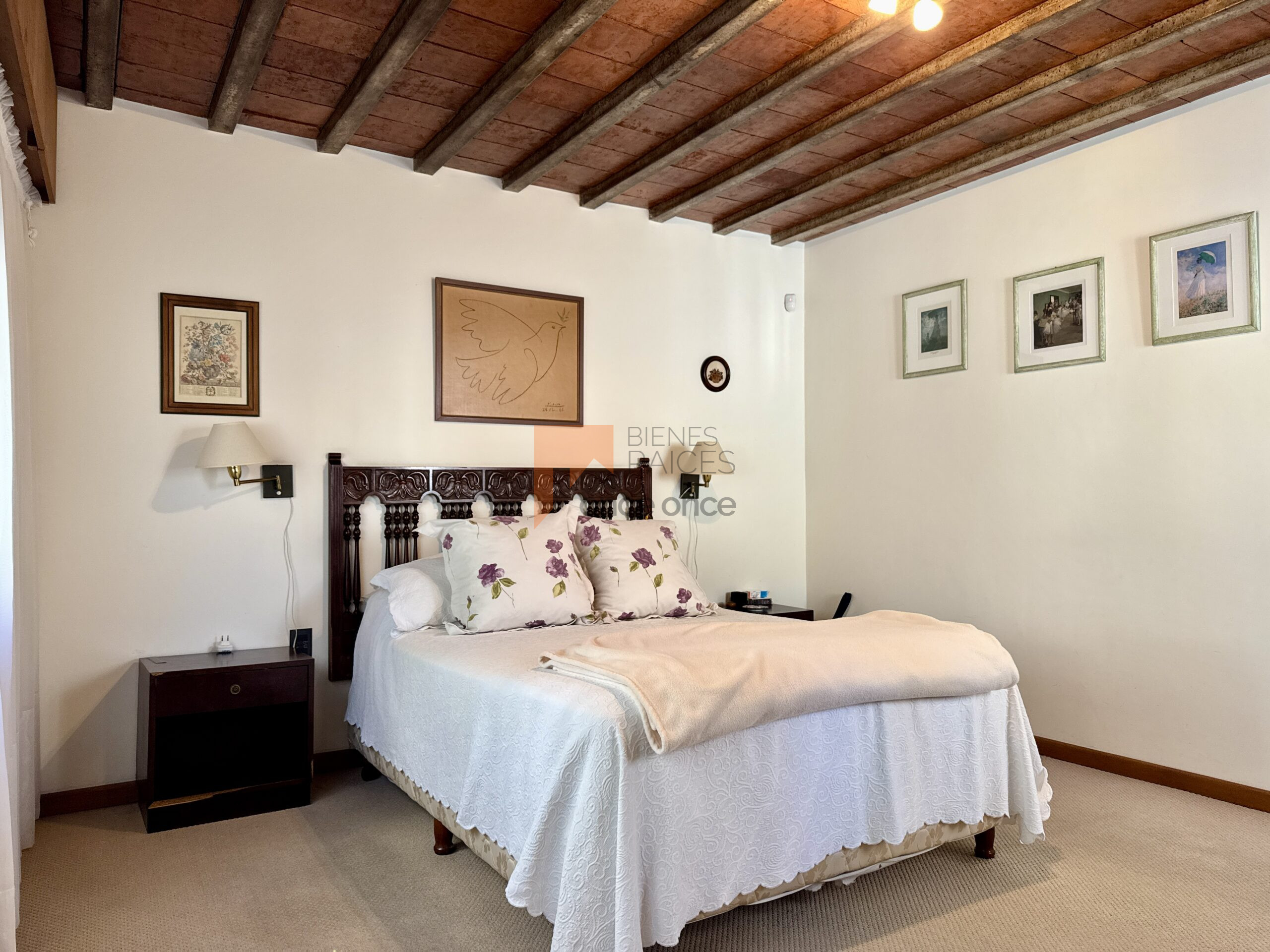 Casa En Pocitos, 5 Dormitorios