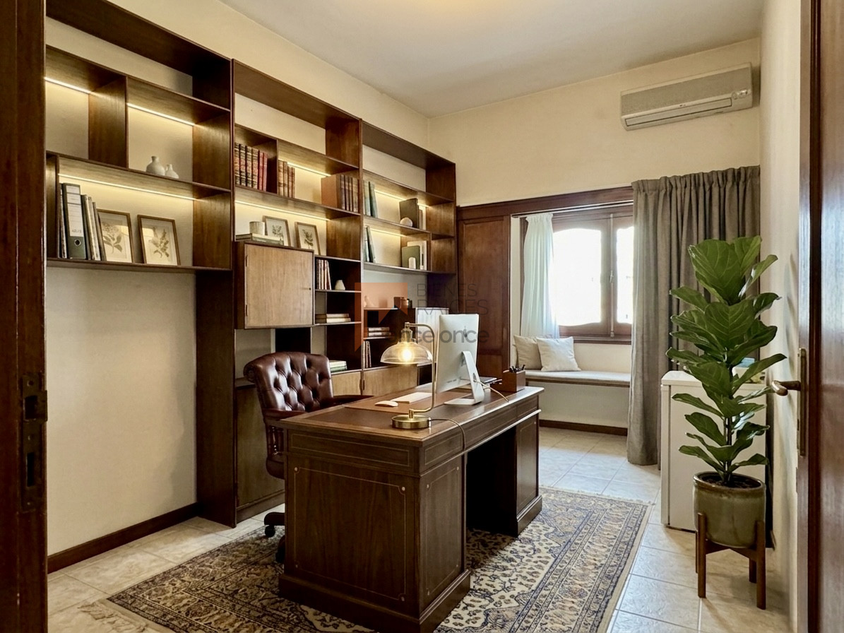 Casa En Pocitos, 5 Dormitorios