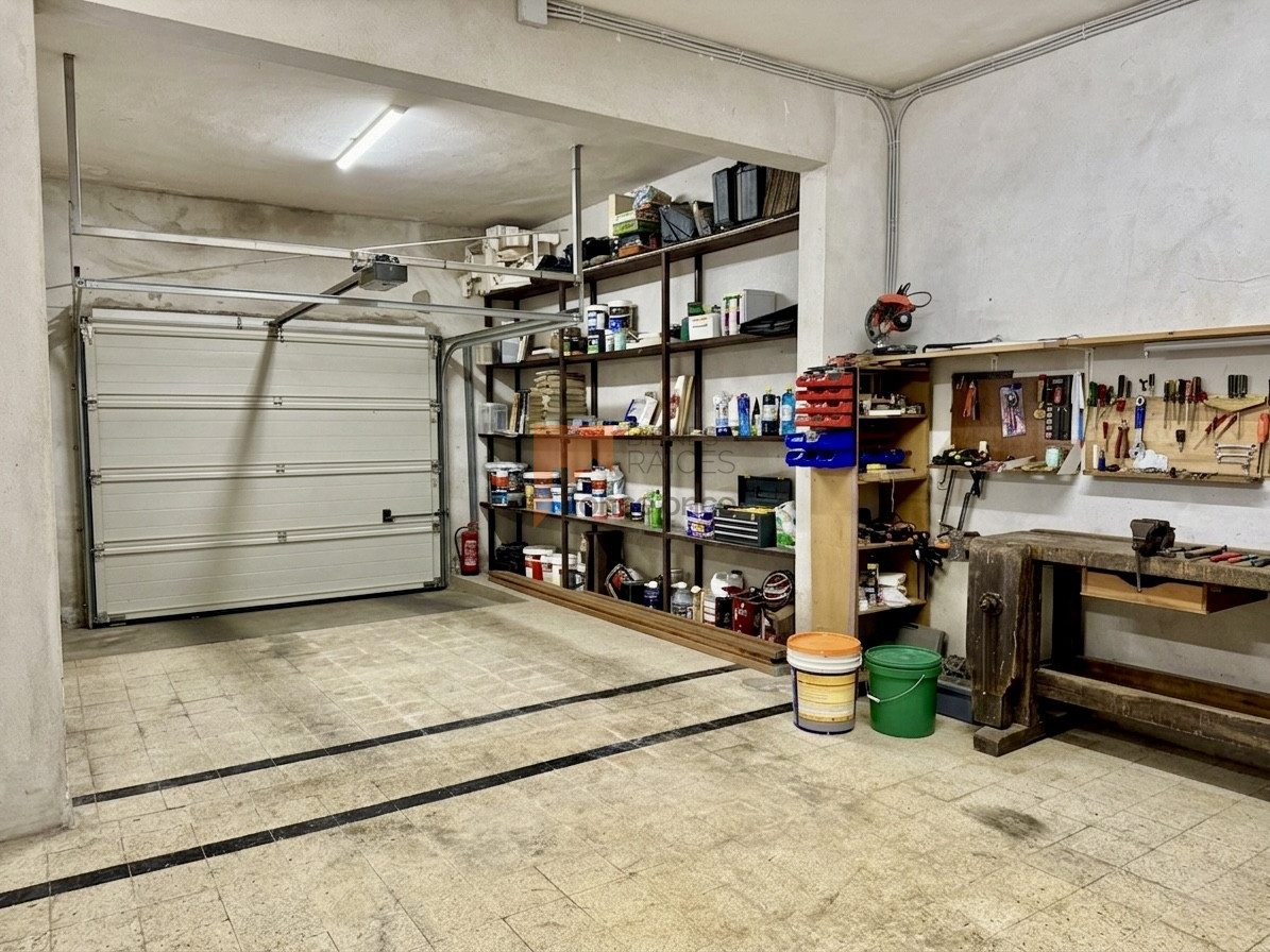 Casa En Pocitos, 5 Dormitorios