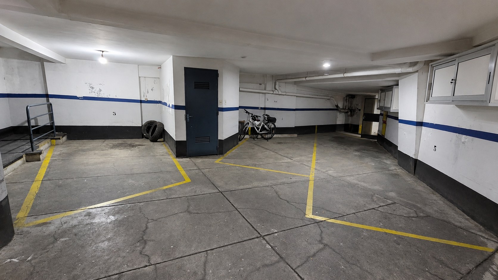 Apartamento en Alquiler 1 Dormitorio, Balcón, Garaje – VIlla Biarritz – Punta Carretas