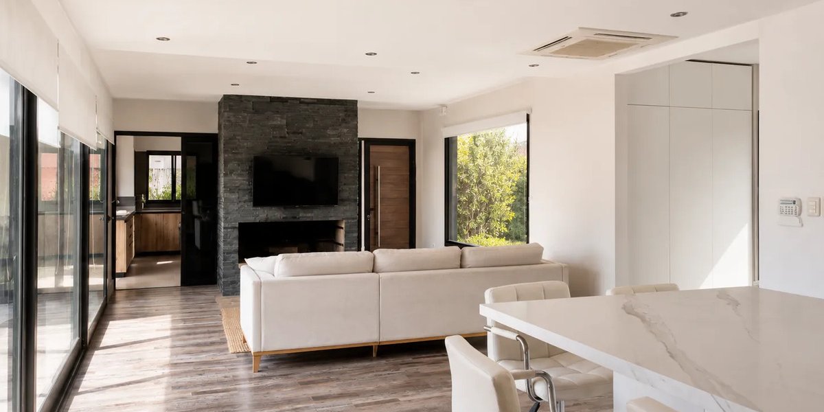 Casa En Alquiler – Viñedos De La Tahona – 4 Dormitorios. Gastos Comunes Incluidos!