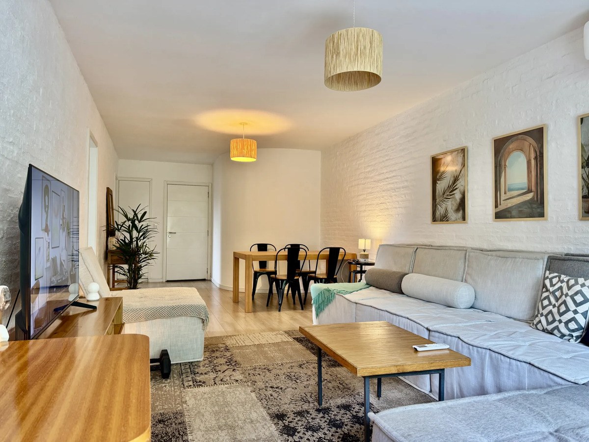 Apartamento En Alquiler – 2  Dormitorios – Garaje – Parrillero – Haras Del Lago