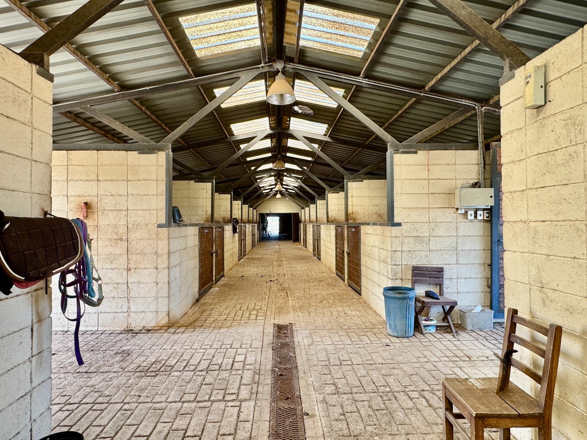 Haras / Centro Ecuestre En Venta  3 Hectáreas  32 Boxes  Canelones