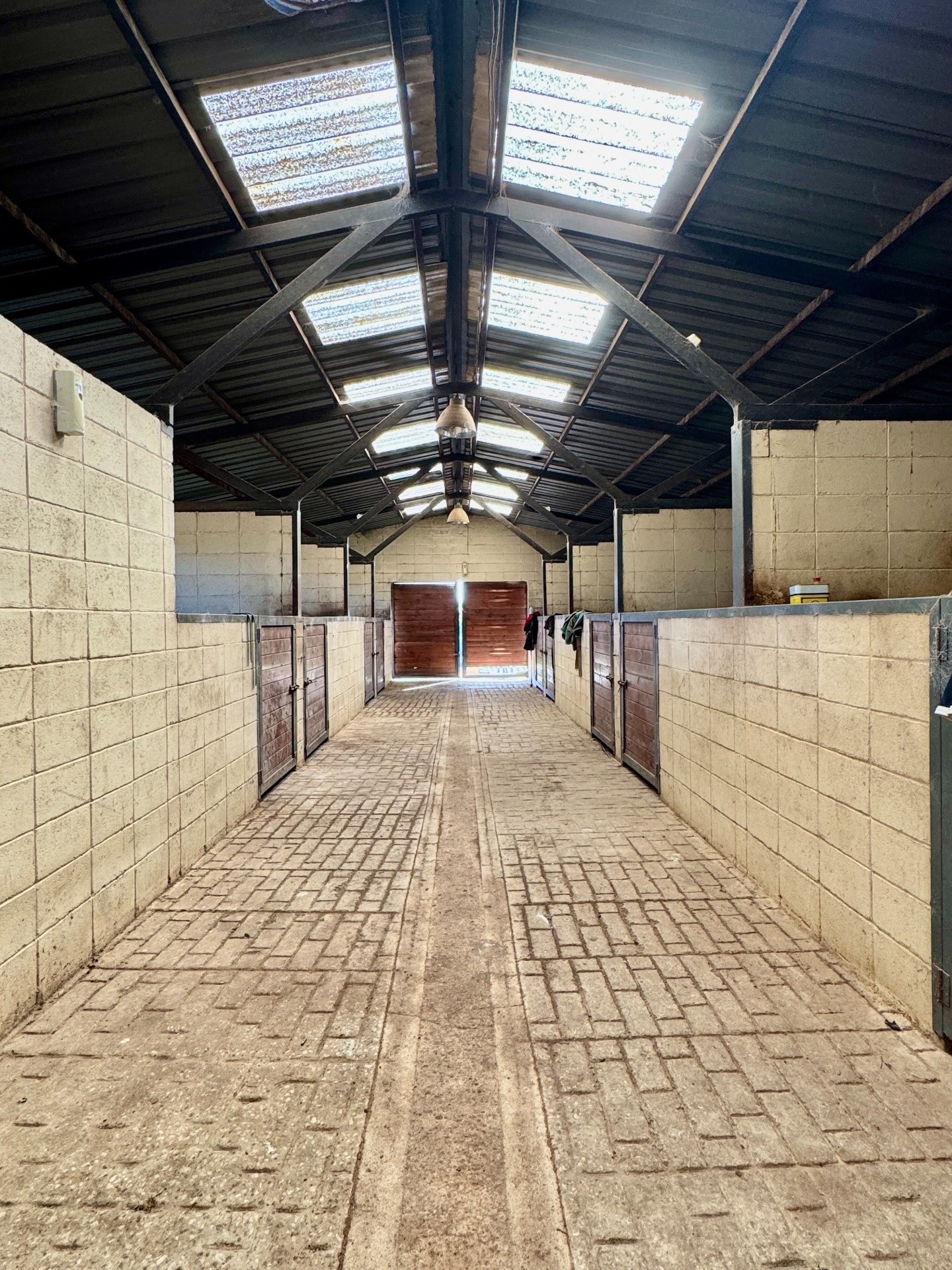 Haras / Centro Ecuestre En Venta  3 Hectáreas  32 Boxes  Canelones