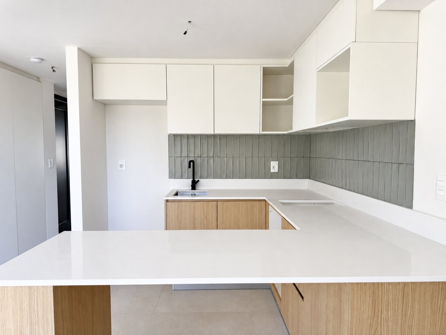 Apartamento 1 Dormitorio – A Estrenar! SIN GASTOS DE OCUPACIÓN