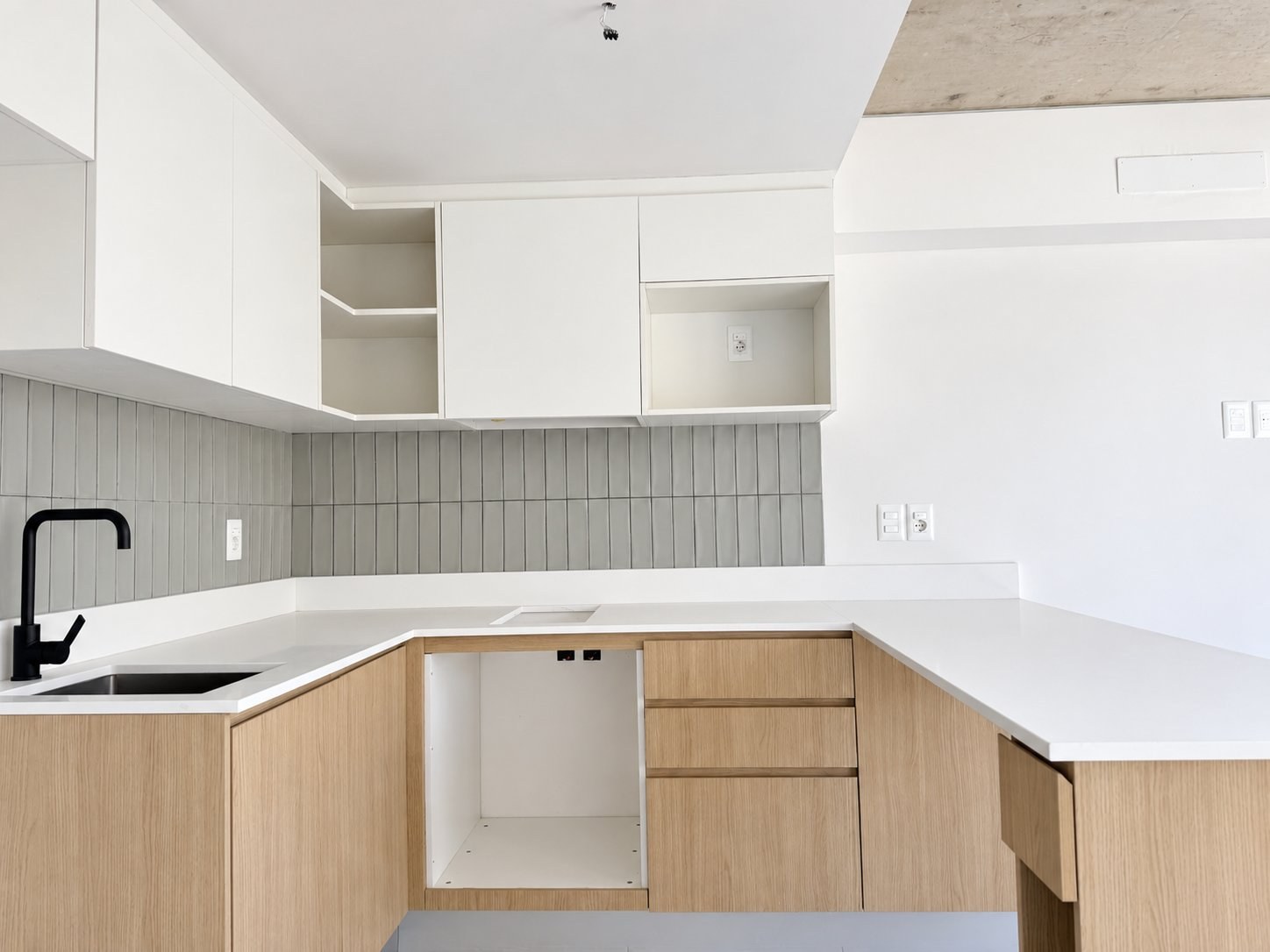 Apartamento 1 Dormitorio – A Estrenar! SIN GASTOS DE OCUPACIÓN