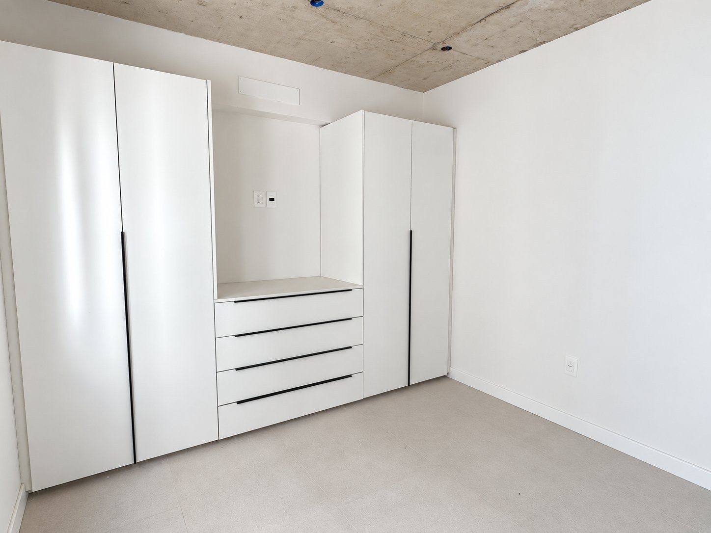 Apartamento 1 Dormitorio – A Estrenar! SIN GASTOS DE OCUPACIÓN
